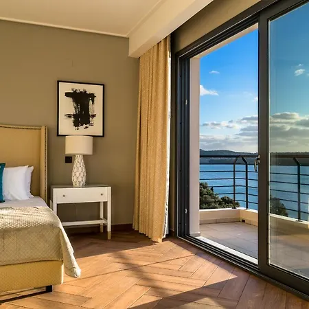 Melina Sea View